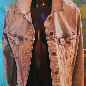 Vintage Denim Jean Jacket – Classic Wash, Timeless Fit